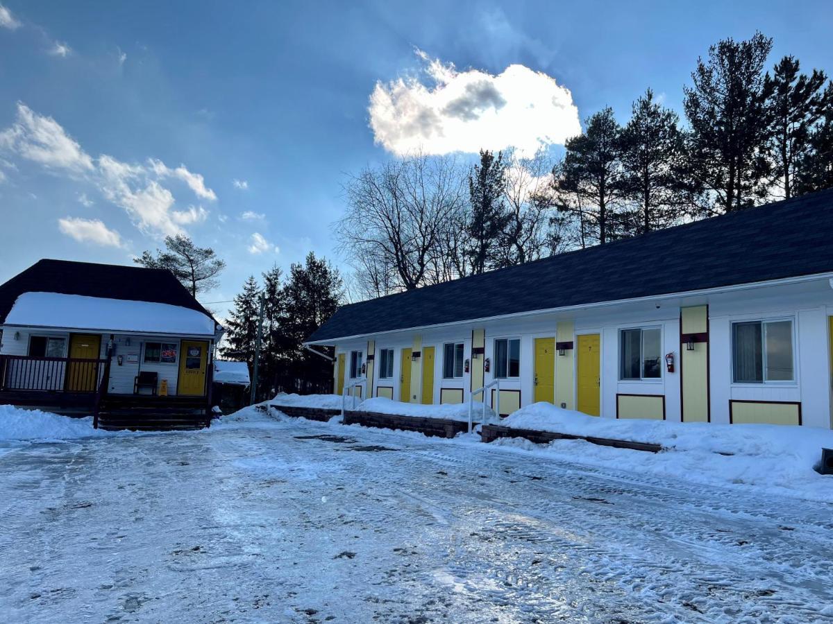 Skyland Motel Inn & Suites 헌츠빌 외부 사진